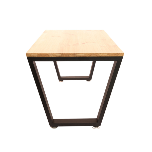 Mesa de comedor voga 6 puestos rectangular madera pino natural y metal negro
